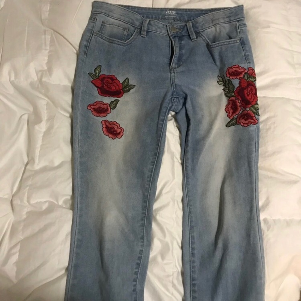 Women’s floral patchwork skinny jeans